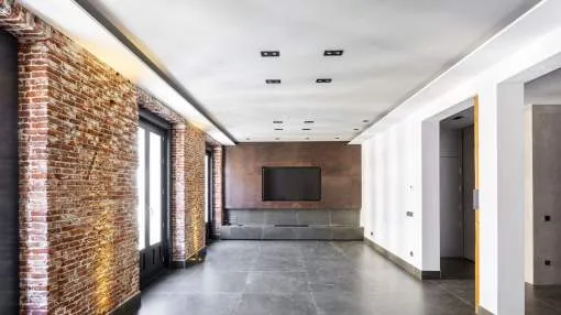 Exterior and bright apartment in the Center of Madrid Exterior and bright apartment in the Center of Madrid